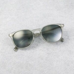 Oliver Peoples Finley Esq. Sun (black diamond) 53mm